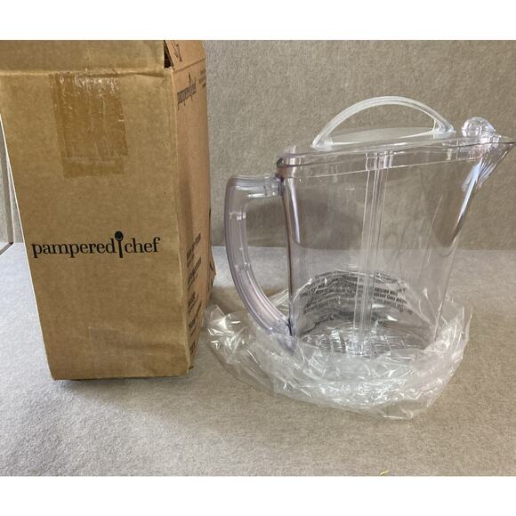Pampered Chef Quick Stir 2 QT Mixing Pitcher #2278 New In Box - Picture 2 of 6